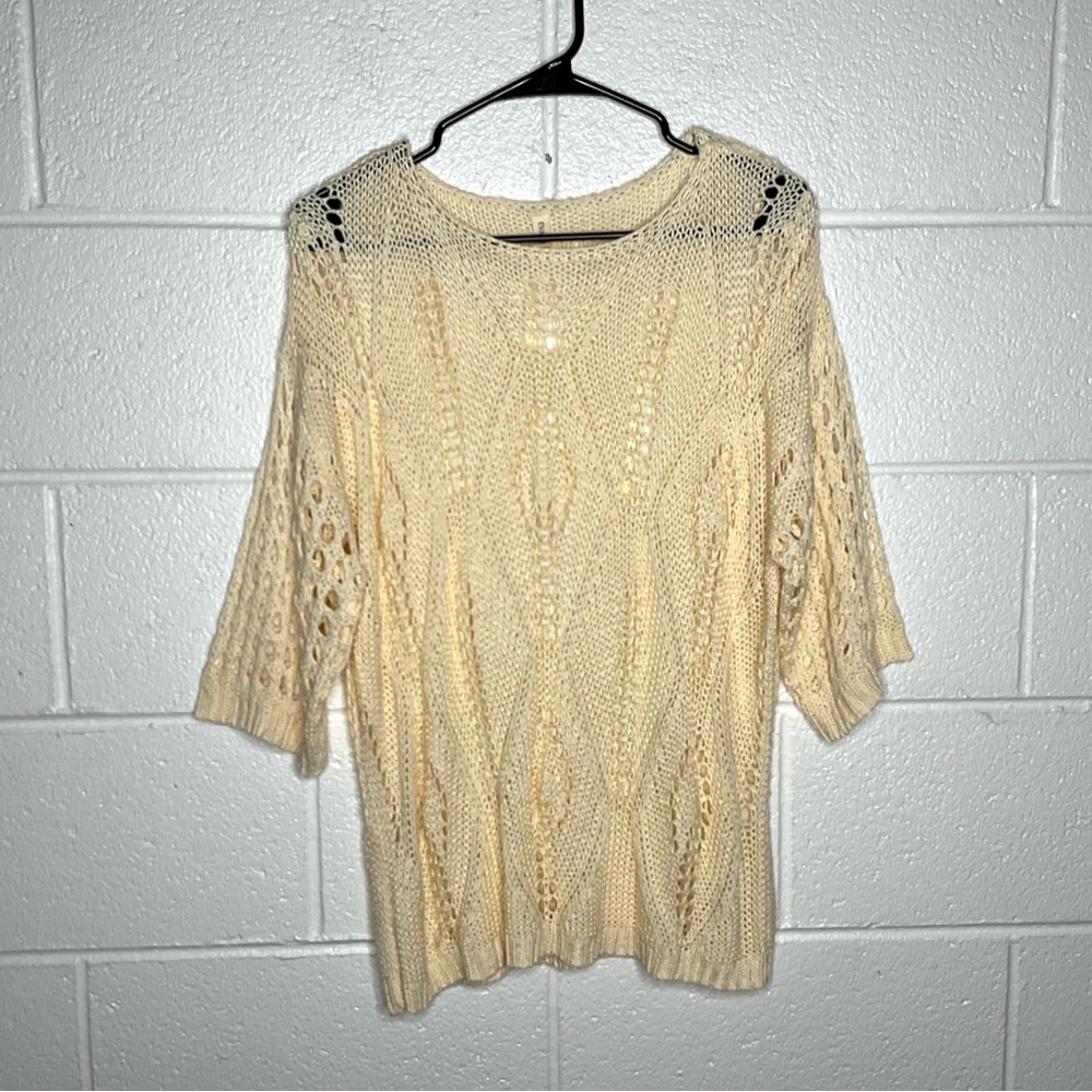 < Evaless Cream Crochet Knit Pullover Sweater >